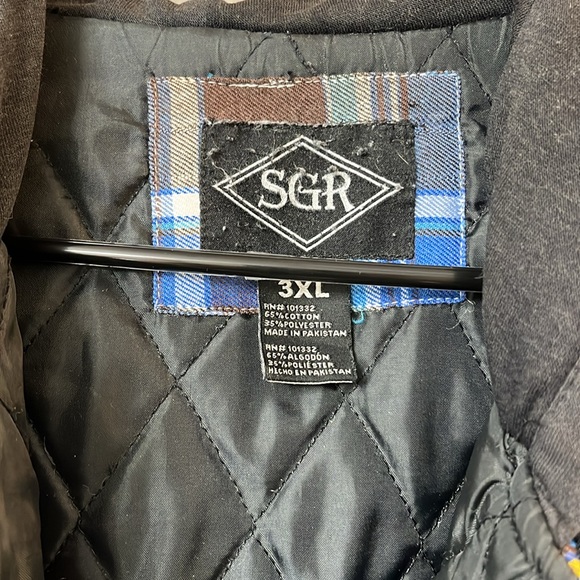 Men’s quilted flannel with hood - Picture 2 of 8